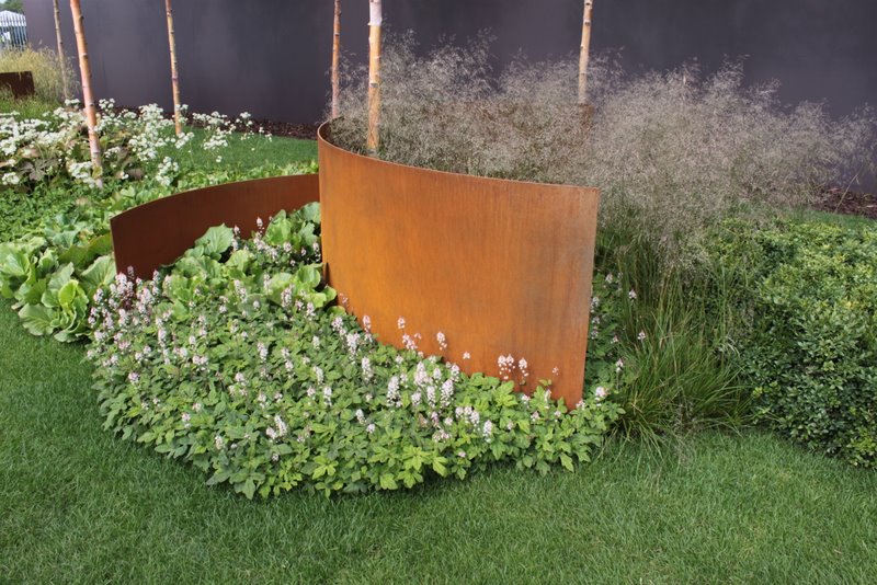 iron planters