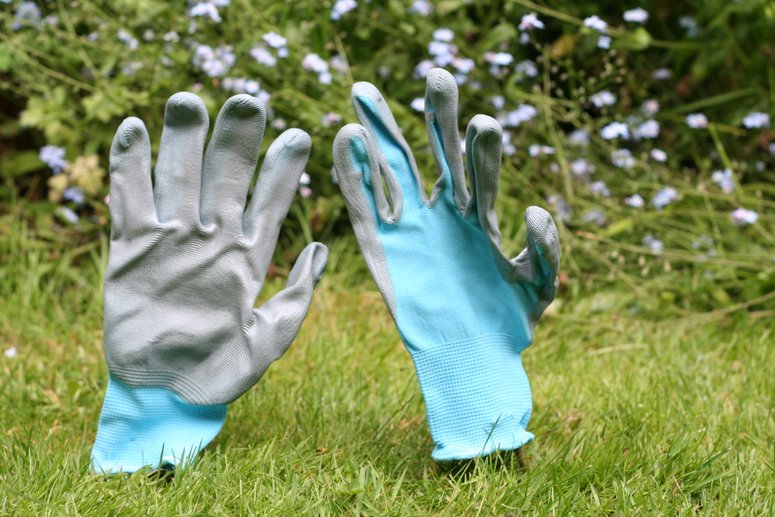 Town & Country Weed & Seed gardening gloves