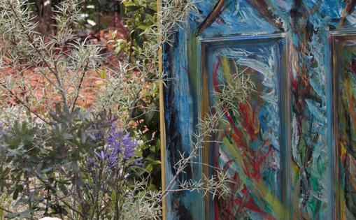 Paint colours in garden design Paint colours in garden design