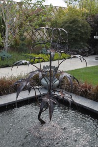 Leaf metal garden fountain Leaf metal garden fountain